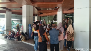 Orang Tua Pengguna Piagam Palsu di PPDB SMA Jateng Datangi Kantor Gubernur