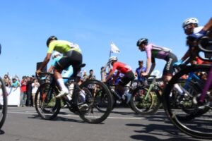 Kapolresta Banyuwangi Bersama Forkopimda Berikan Dukungan di Start Ceremony Tour de Banyuwangi Ijen 2024