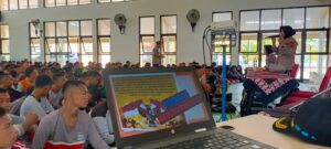 Pekan MPLS: Sat Binmas Polres Sukoharjo Berikan Penguatan Ideologi Pancasila di SMK N 2