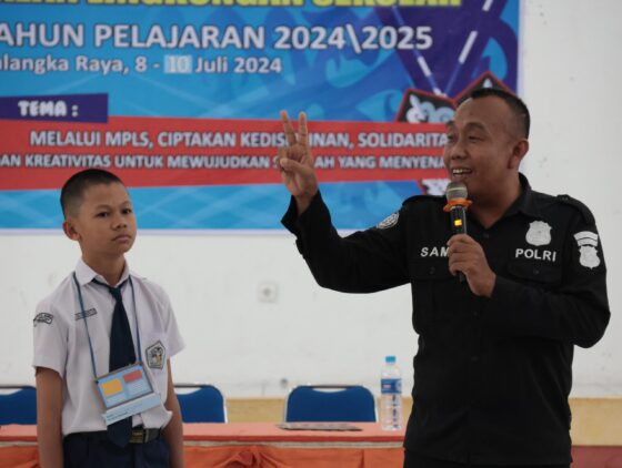 Pemateri Mpls Di Smkn 1 Palangka Raya, Humas Polda Kalteng