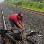 Pemotor Tewas Usai Tertabrak Kereta Di Perlintasan Tanpa Palang Pedurungan