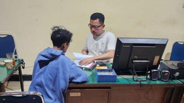 Pemuda Pengangguran Di Sragen Dibekuk Polisi Saat Asyik Nongkrong Di