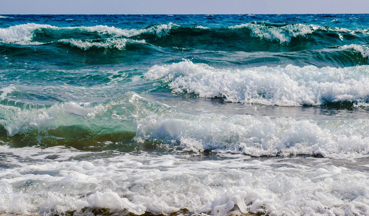 Pencari Kerang Di Banyuwangi Hilang Digulung Ombak Pantai Wedi Ireng