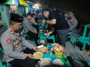 Pengamanan Pentas Seni Ketoprak di Desa Kedung Dalam Rangka Pesta Pernikahan