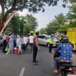 Personel Gabungan Polres Rembang Gelar Pengamanan Kepulangan Jamaah Haji Asal