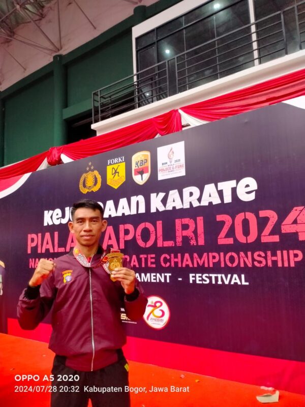 Personel Rumkit Bhayangkara Raih Emas Di Kejurnas Karate Kapolri Cup