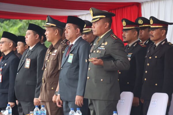 Pj. Bupati Dan Kapolres Lamandau Gelar Upacara Hari Bhayangkara Ke 78