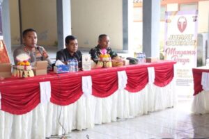 Polres Jembrana Ajak Tokoh Adat Desa Delodberawah dalam Kegiatan Jumat Curhat