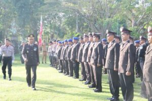 Polres Jembrana Rayakan Hari Bhayangkara ke-78 dengan Upacara dan Kegiatan Sosial