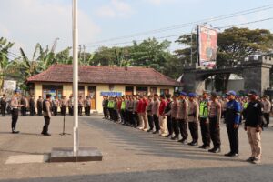 Polres Rembang Laksanakan Apel Gabungan Pengamanan Pengesahan Warga Baru PSHT Rembang 2024