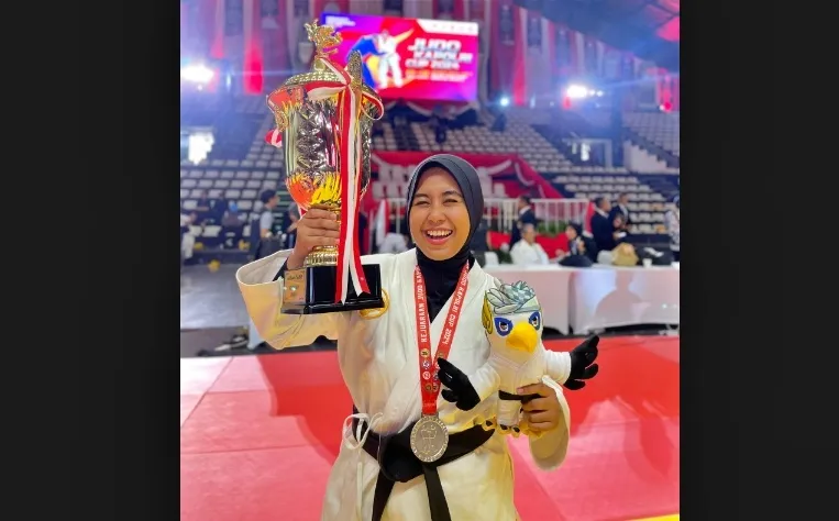 Polwan Cantik Polresta Magelang Meraih Juara Judo Kapolri Cup