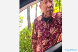 Pria Ngaku Ketua PP di Semarang, Arogan di Jalan & Tendang Mobil