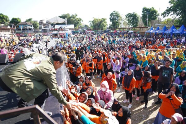 Ribuan Warga Cepogo Boyolali Ramaikan Jalan Sehat Kapolda Jateng