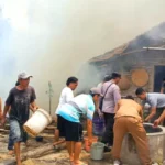 Rumah Warga Kradenan Banyuwangi Terbakar Gegara Bakar Sampah Sembarangan