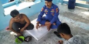 Satpolairud Banyuwangi Intensifkan Patroli dan Pantau Bongkar Muat di Pelabuhan Marina Boom