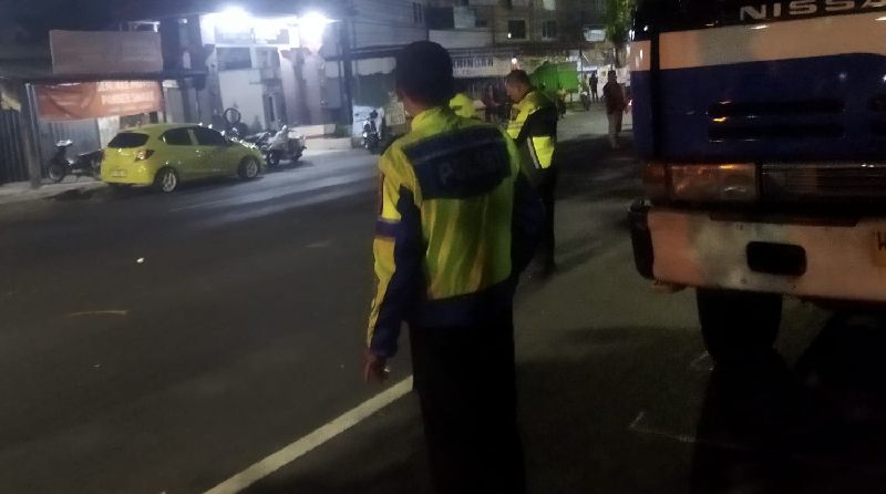 Seorang Pemotor Meninggal Dunia Usai Tabrak Truk Terparkir Di Arteri