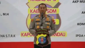 Serah Terima Jabatan: Kapolres Lamandau Pimpin Sertijab 3 Kabag dan Kapolsek