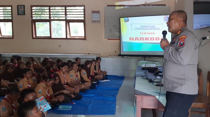 Sosialisasi Bahaya Narkoba Diikuti Tusan Siswa Smpn 2 Pesanggaran Banyuwangi