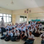 Stop Bullying Dan Pemberian Materi Wawasan Kebangsaan Kepada Siswa Smk