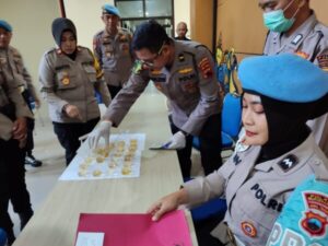 Tes Urine Mendadak Dilakukan kepada Anggota Polres dan Polsek Sukoharjo