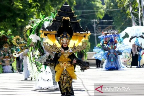 Tiga Menteri Hadiri Karnaval Etnik Banyuwangi Besok