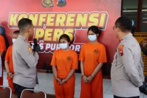 Tiga Wanita dan Satu Pria di Purworejo Diringkus Polisi Usai Sebar Link Aplikasi Judi Online di Medsos