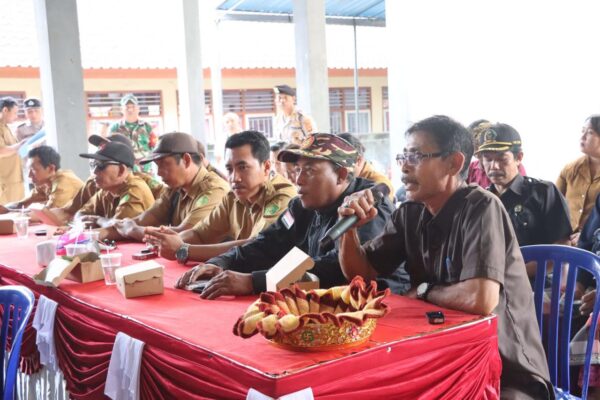 Tokoh Masyarakat Dan Adat Desa Delodberawah Hadiri Jumat Curhat Polres