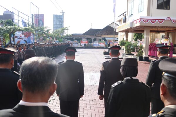 Upacara Khidmat Hari Bhayangkara Ke 78 Di Polres Banjarnegara