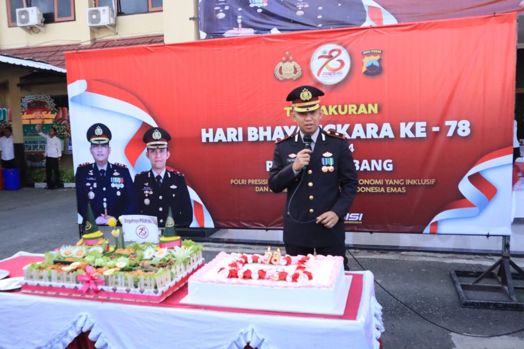 Wakapolres Rembang Pimpin Acara Tasyakuran Dan Doa Bersama Di Hari