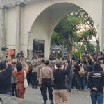 32 Demonstran Yang Ditahan Di Balai Kota Semarang Kini Telah