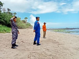 TNI/Polri Sisir Pantai Grajagan Banyuwangi hingga Plengkung: Pencarian 4 ABK Kapal Nelayan yang Lompat ke Laut