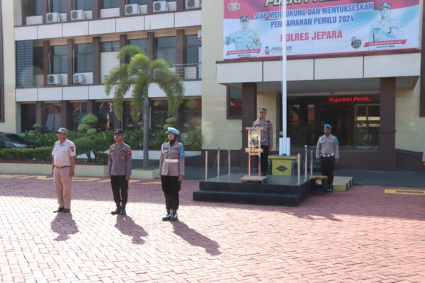 Arahan Wakapolres Jepara Dalam Apel Pagi: Implementasi Pesan Kapolda Jateng