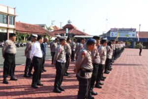 Arahan Wakapolres Jepara dalam Apel Pagi Terkait Commander Wish Kapolda Jateng