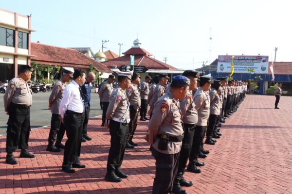 Arahan Wakapolres Jepara Dalam Apel Pagi Terkait Commander Wish Kapolda