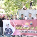 Bakti Sosial Bantuan Air Bersih, Polres Rembang Drop 5 Truk