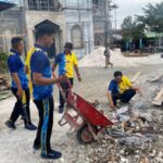 Bersih Bersih Sungai Dan Masjid, Ditbinmas Polda Kalteng Gelar Baksos