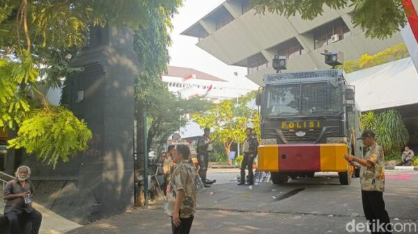 Demo di dprd jateng siang ini, polisi minta massa tetap