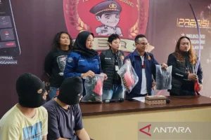 Dua Tersangka Gangster Dibekuk Polisi setelah Tewaskan Pemuda di Semarang