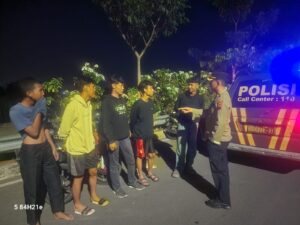 Kapolsek Purwokerto Selatan Polresta Banyumas Pimpin Patroli Dini Hari Antisipasi Balap Liar