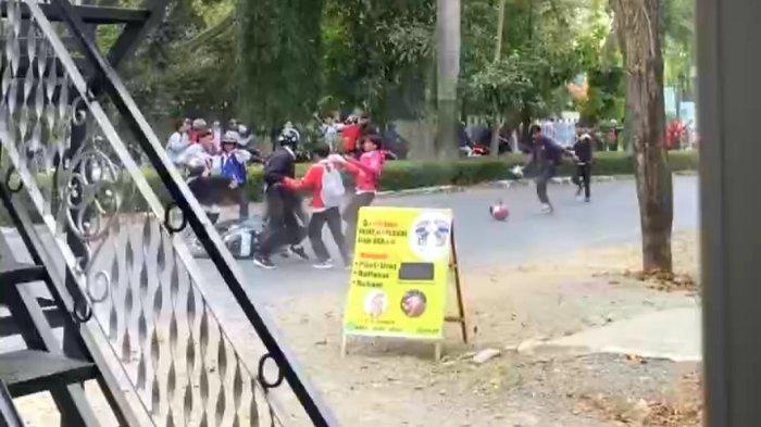 Geng Motor Serang Pelajar Di Slawi Tegal: Video Viral Memicu