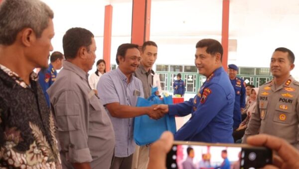 Giat Sambang Pesisir Oleh Ditpolairud Polda Jateng Demi Pilkada Damai