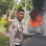 Heboh, Daihatsu Xenia Ludes Terbakar Saat Melintas Di Purwodadi Banyuwangi