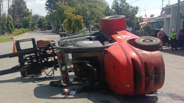 Insiden Maut Di Pelabuhan Cilacap: Karyawan Tewas Tertimpa Forklift, Polisi