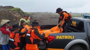 Insiden Perahu Nelayan Terbalik di Cilacap, 1 Orang Tewas