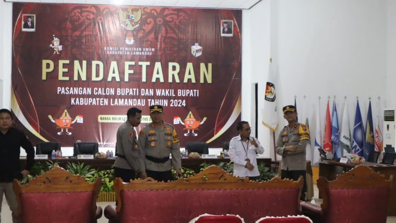 Jelang Pilkada, Kapolres Lamandau Tinjau Keamanan Di Kantor Kpu