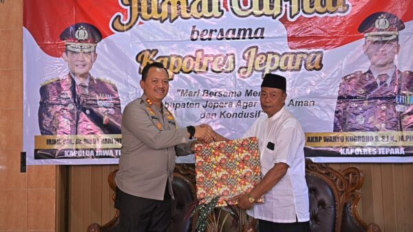 Jumat Curhat, Inisiatif Polisi Untuk Ciptakan Pilkada Damai Di Jepara