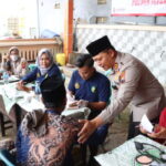 Jumat Curhat, Polres Jepara Gelar Pemeriksaan Kesehatan Dan Berikan Bansos