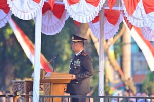 Kapolres Jepara Pimpin Upacara Penurunan Bendera HUT ke-79 RI, Ajak Warga Bersyukur