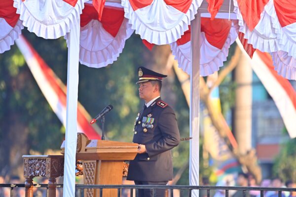 Kapolres Jepara Pimpin Upacara Penurunan Bendera Hut Ke 79 Ri, Ajak