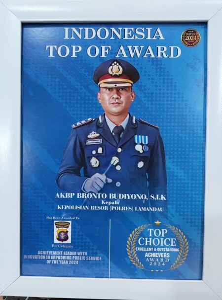 Kapolres Lamandau Terpilih Sebagai Penerima Penghargaan “top Choice Excellent And